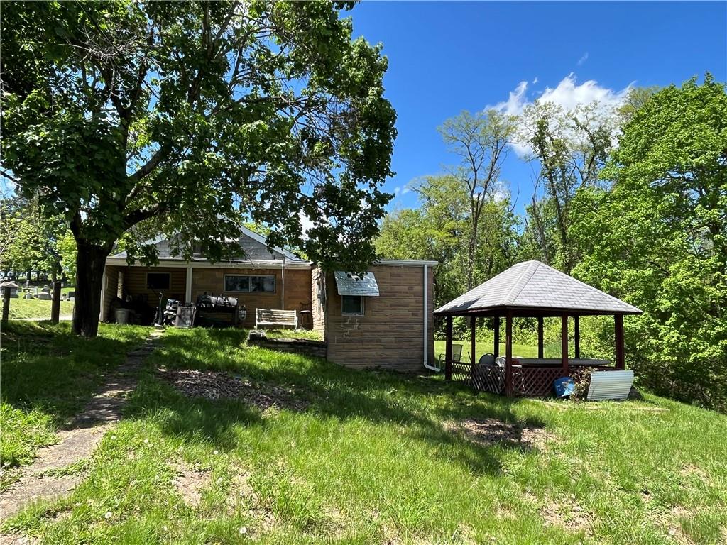 300-302 Oak Spring Road Canonsburg, PA 15317 - Photo 22 of 25 Gallery Image 22