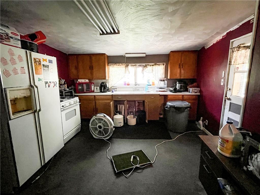 300-302 Oak Spring Road Canonsburg, PA 15317 - Photo 8 of 25 Gallery Image 8