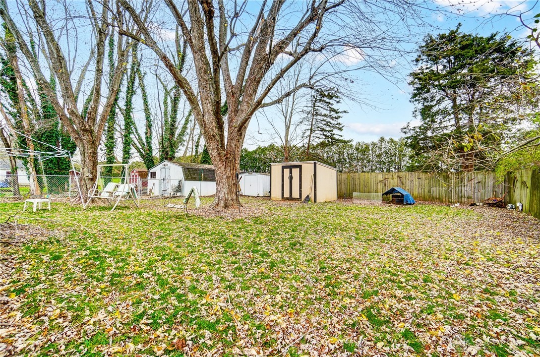 6883 Singer Road Dayton, OH 45424 - Photo 29 of 41 Gallery Image 29