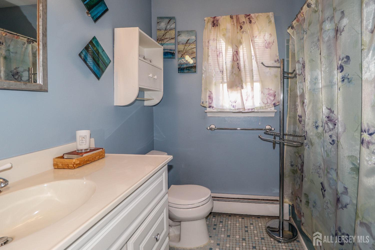 76 Kimberly Road Colonia, NJ 07067 - Photo 14 of 35