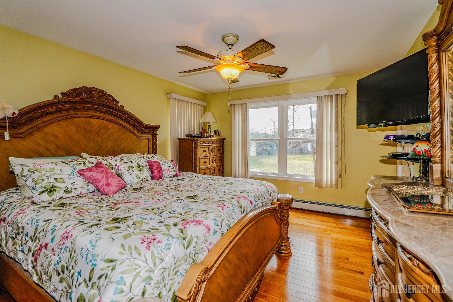76 Kimberly Road Colonia, NJ 07067 - Photo 17 of 35