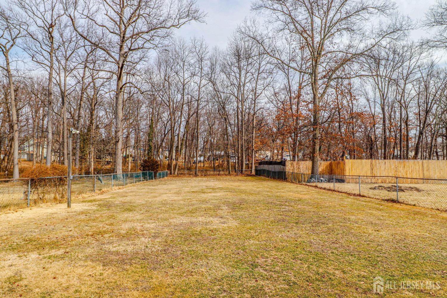76 Kimberly Road Colonia, NJ 07067 - Photo 29 of 35