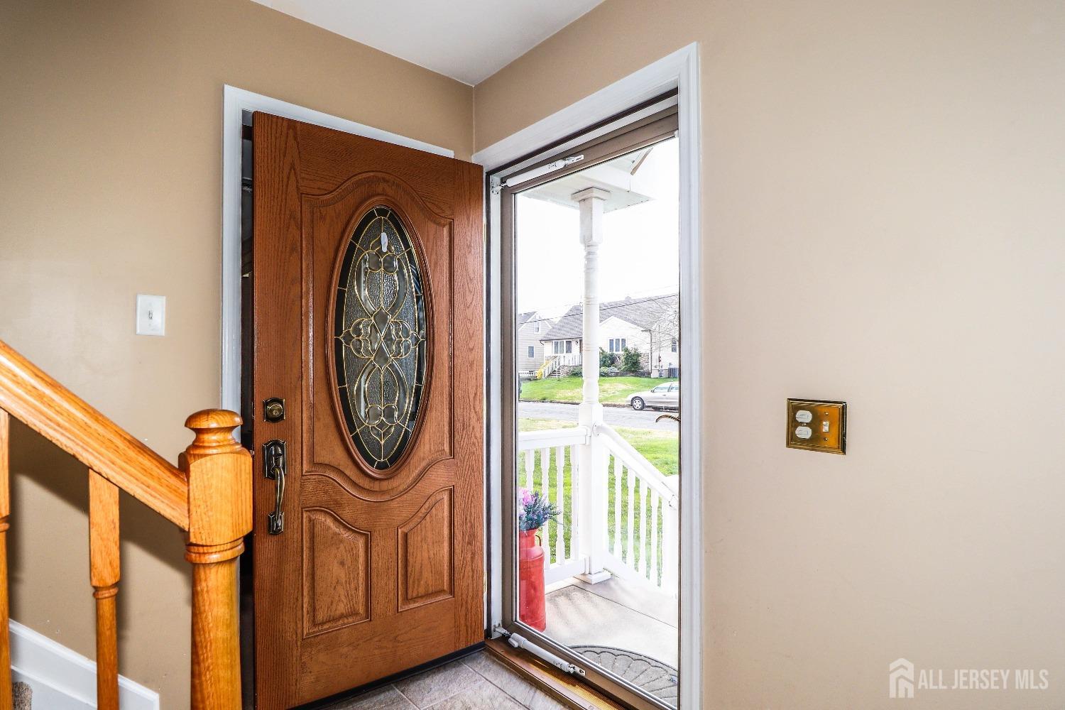 76 Kimberly Road Colonia, NJ 07067 - Photo 4 of 35