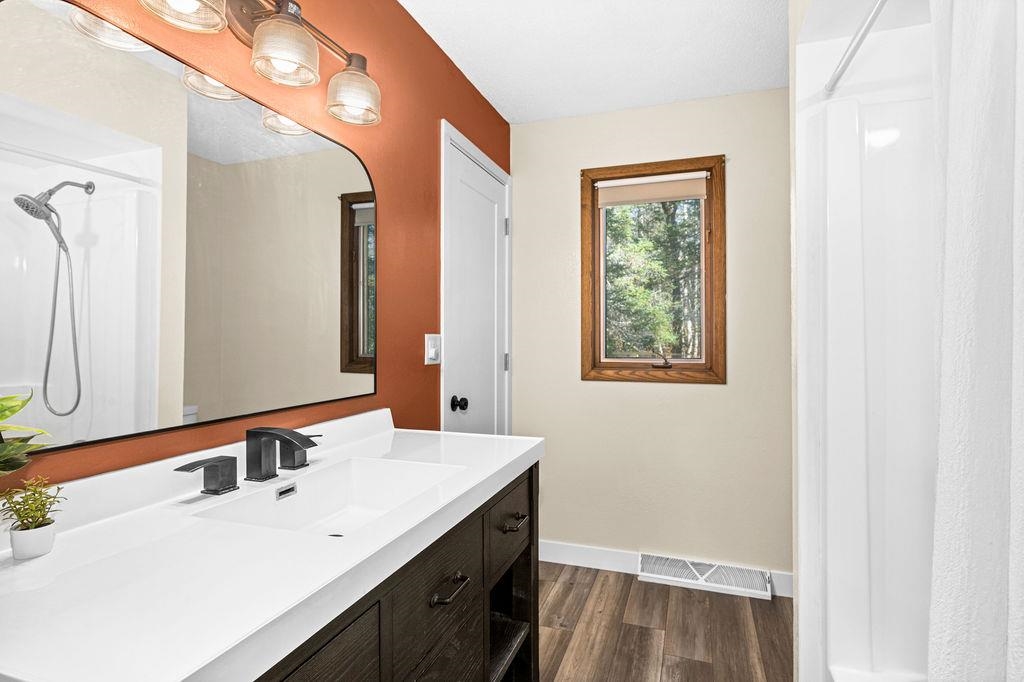 5211 Albert Olson Road Duluth, MN 55804 - Photo 13 of 49