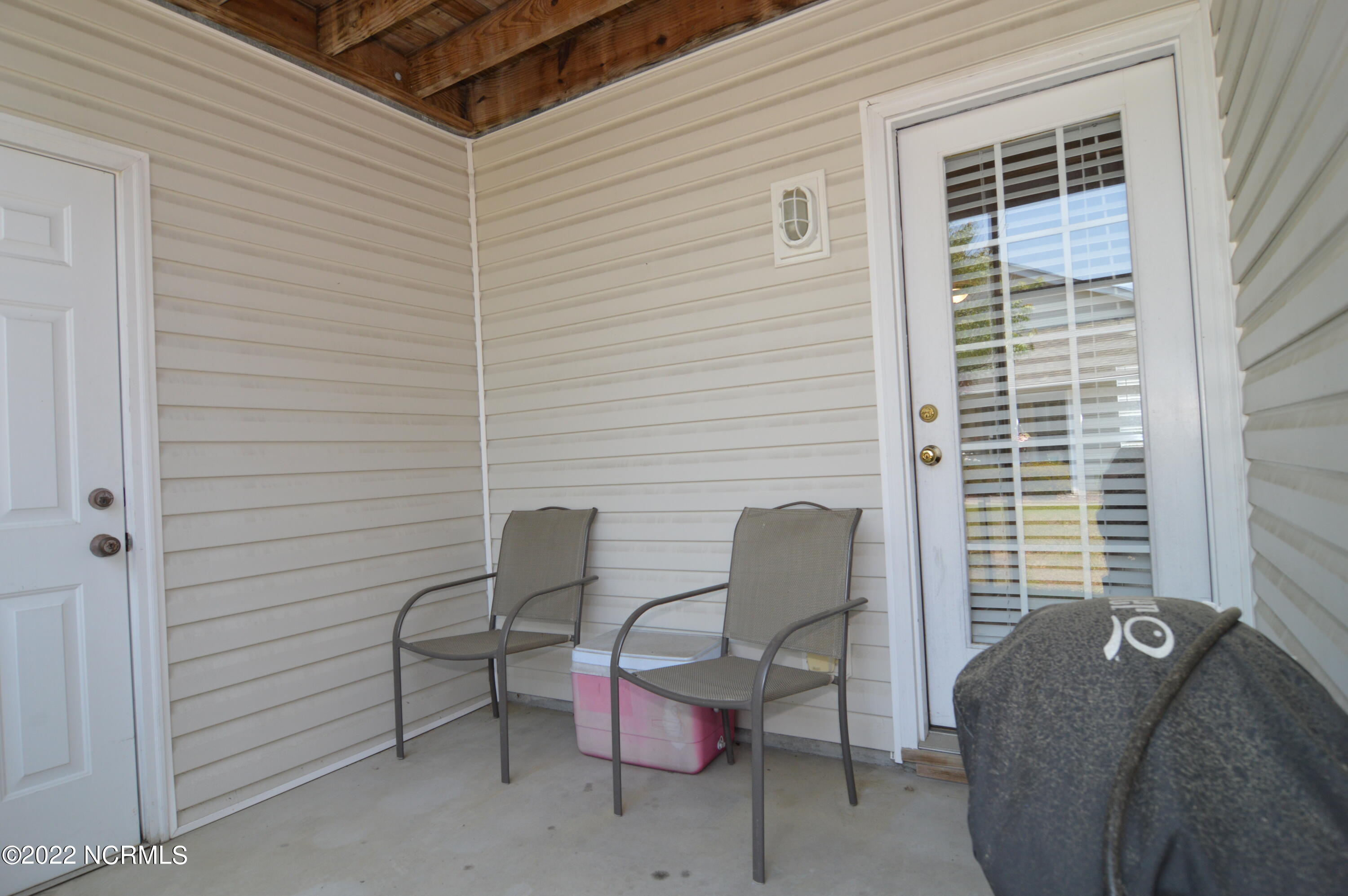 4513 Country Club Road, Unit 102D Morehead City, NC 28557 - Photo 13 of 15 DSC_0429