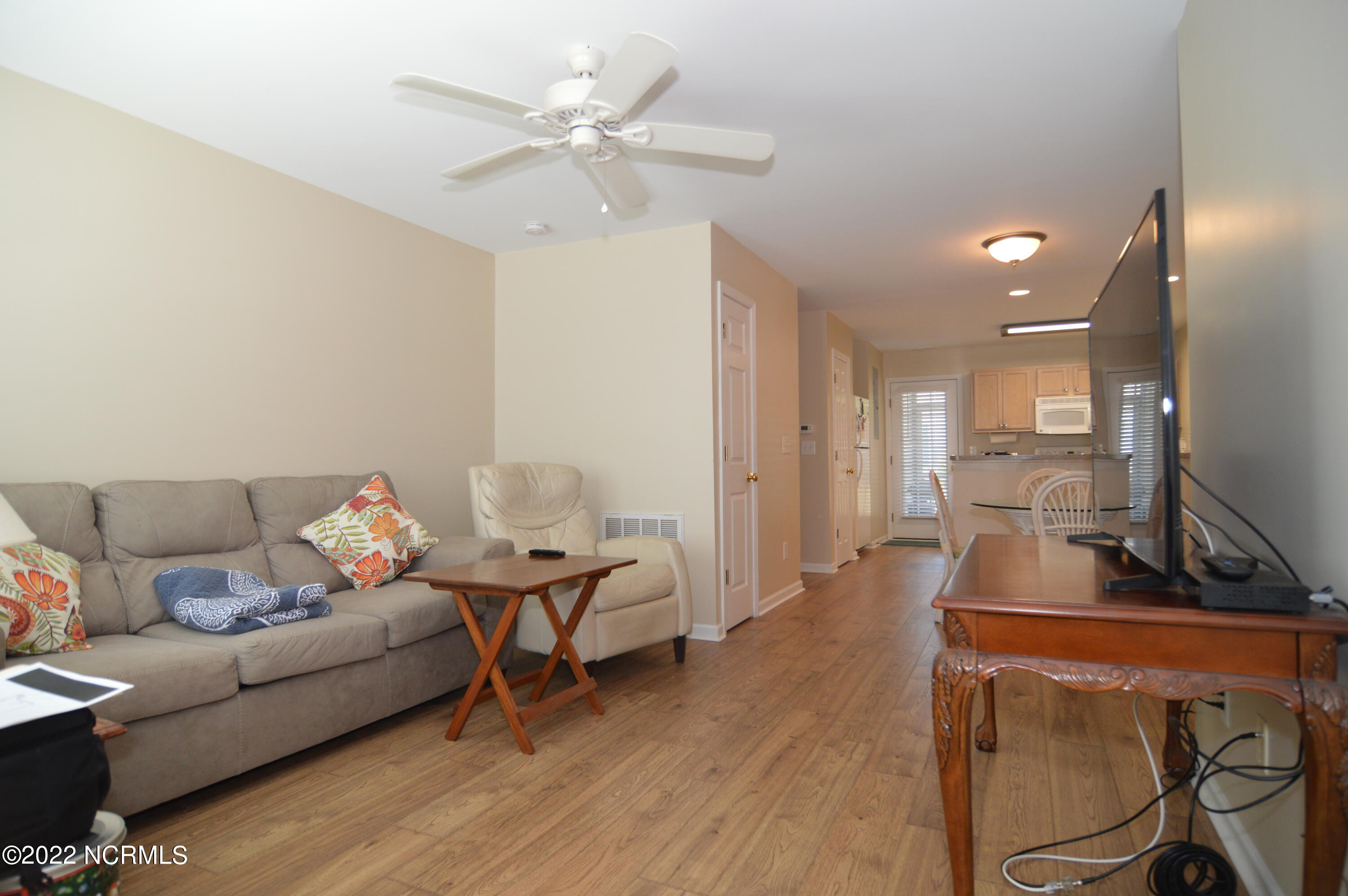 4513 Country Club Road, Unit 102D Morehead City, NC 28557 - Photo 3 of 15 DSC_0438