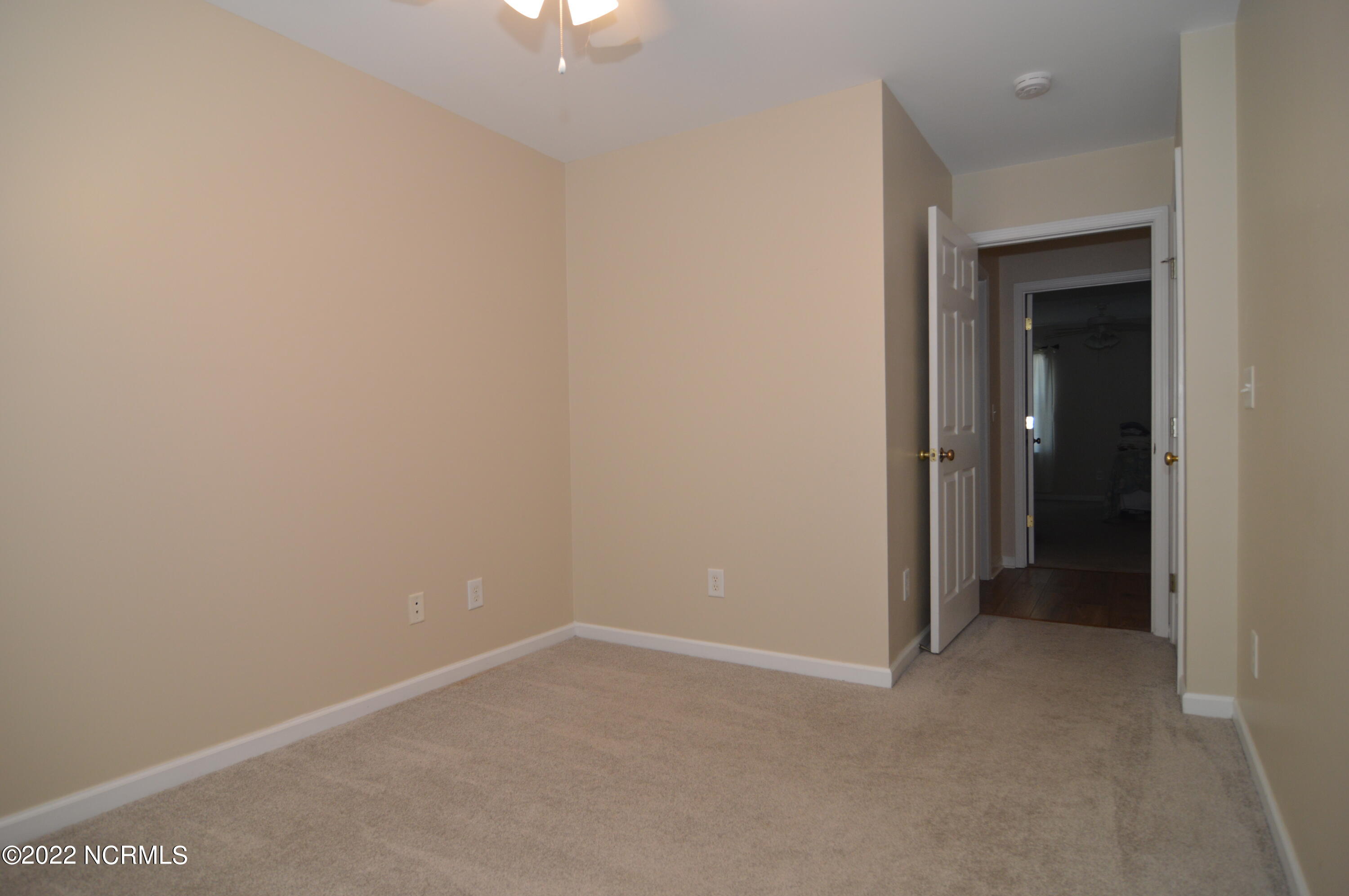4513 Country Club Road, Unit 102D Morehead City, NC 28557 - Photo 8 of 15 DSC_0436