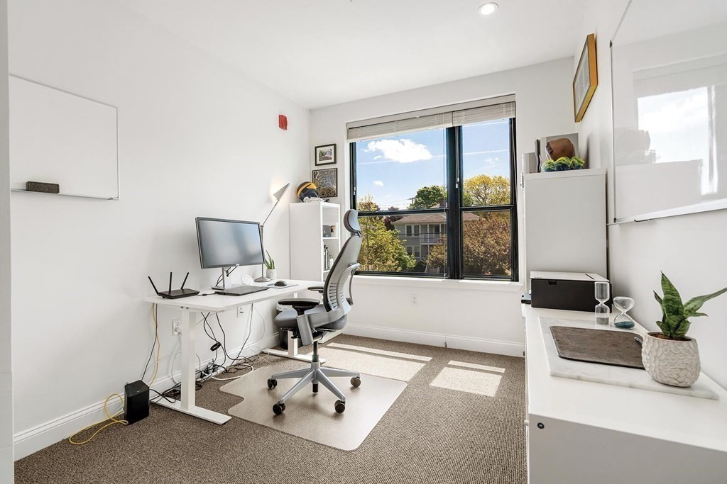 1 Brook Road, Unit 210 Quincy, MA 02169 - Photo 8 of 16 Gallery Image 8