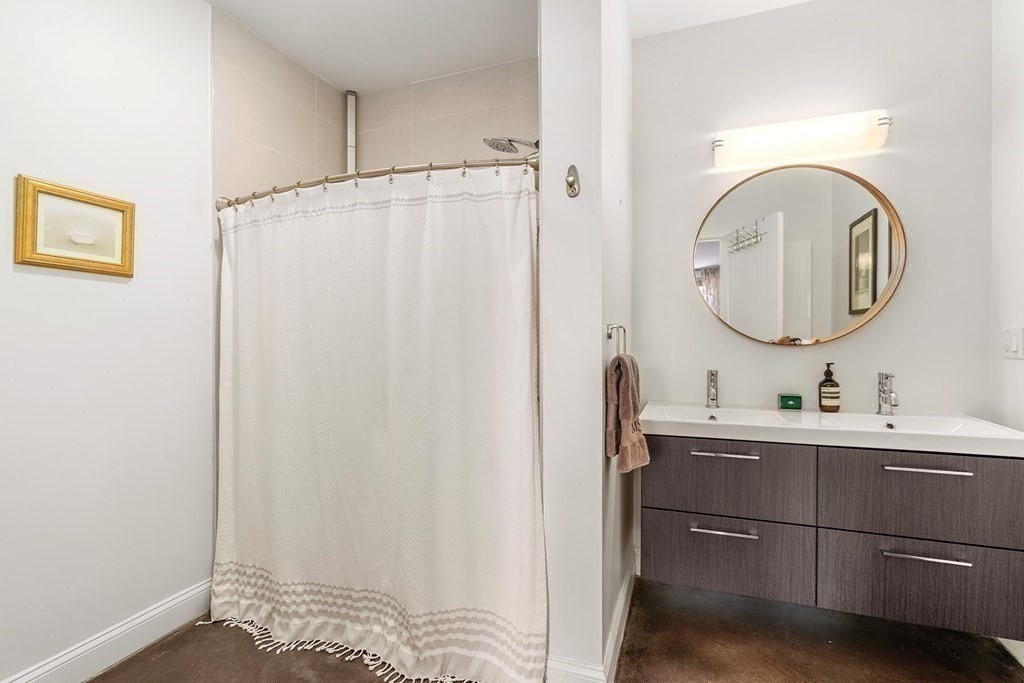 1 Brook Road, Unit 210 Quincy, MA 02169 - Photo 10 of 16 Gallery Image 10
