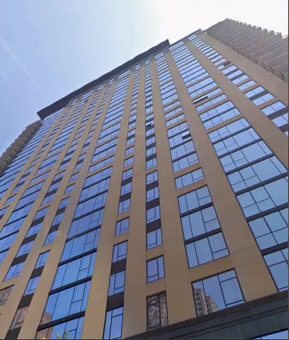 $2,750 | 833 North Clark Street, Unit 2408, Chicago, IL 60610