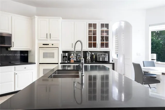 $7,000 | 19250 Southwest 30th Street, Unit 50, Miramar, FL 33029