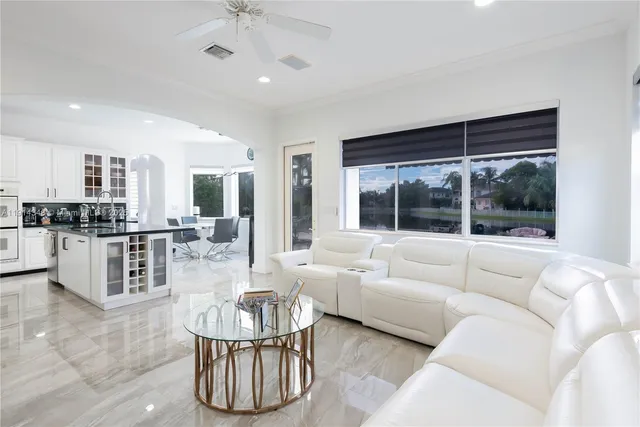 $7,000 | 19250 Southwest 30th Street, Unit 50, Miramar, FL 33029