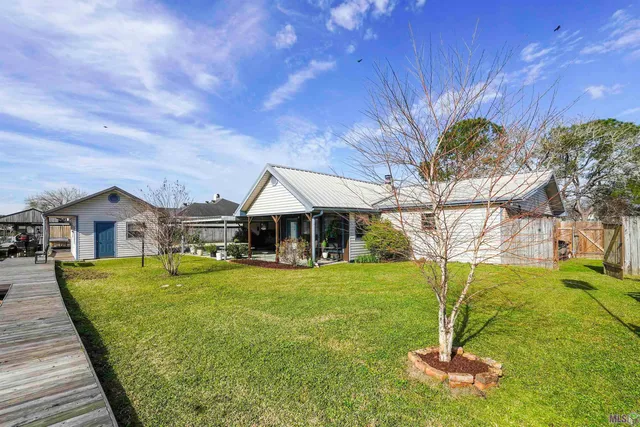 $325,000 | 1040 Susan Court, Morgan City, LA 70380