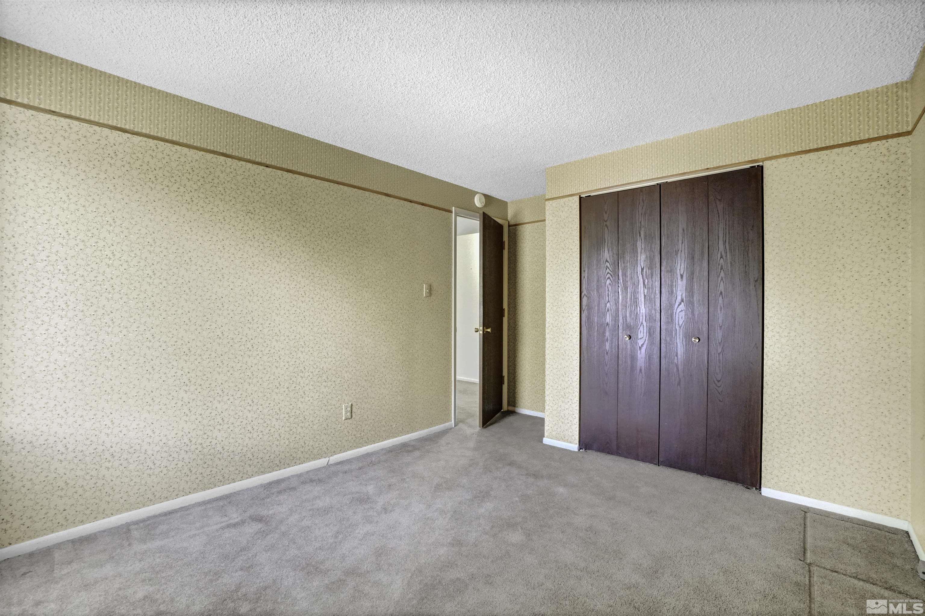 7563 Cumberland Circle Reno, NV 89511 - Photo 3 of 19 Photo 3