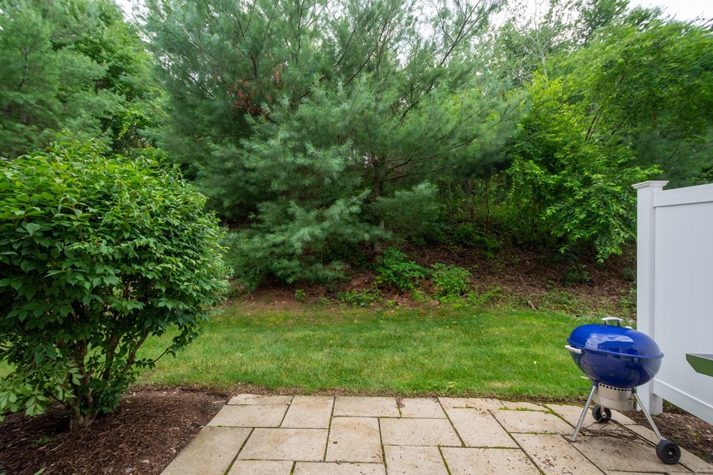 508 Linwood Court, Unit 508 Clinton, MA 01510 - Photo 28 of 28 a view of a backyard with furniture