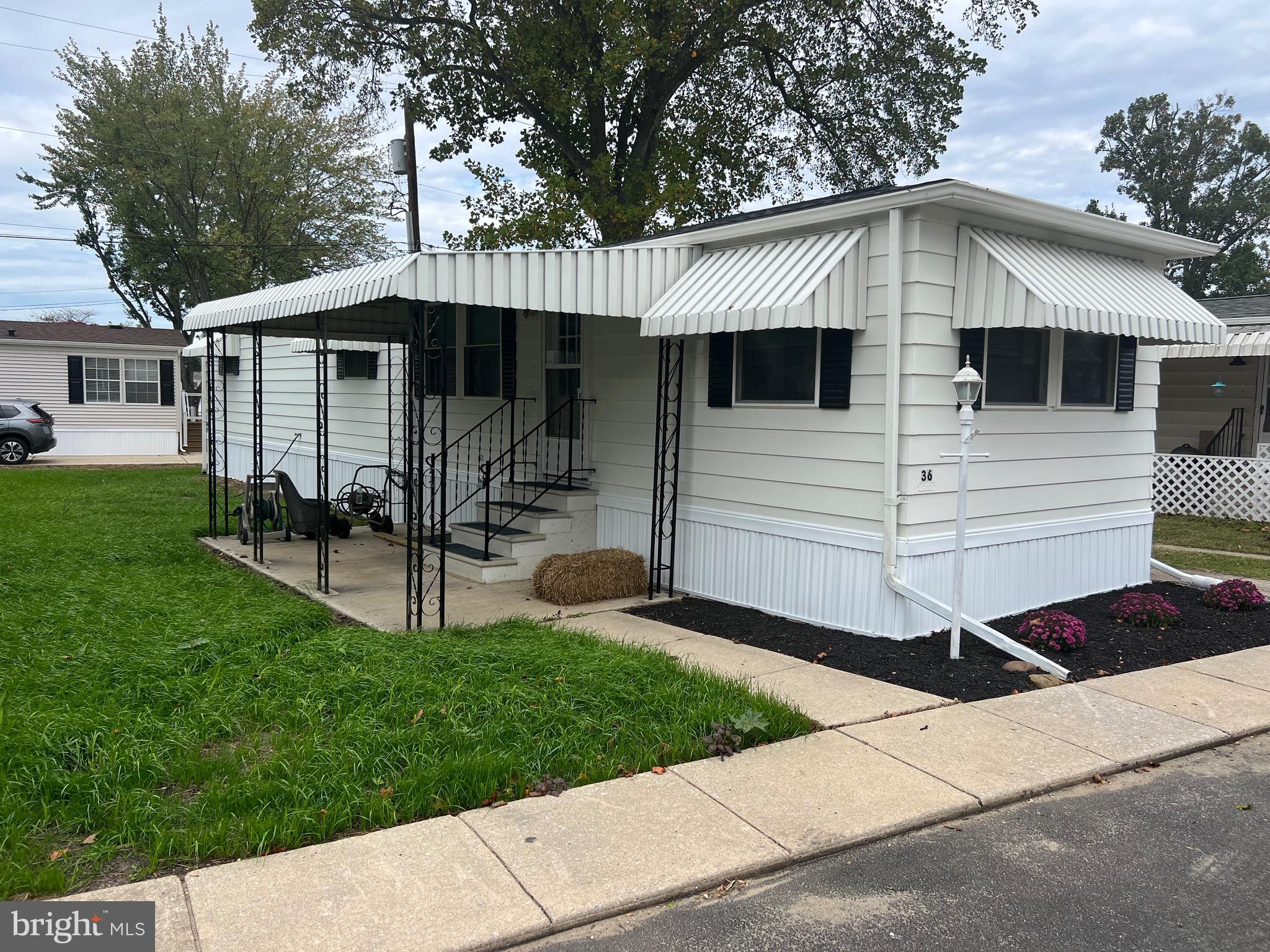 36 Bluebird Road Mantua, NJ 08051 - Photo 2 of 14