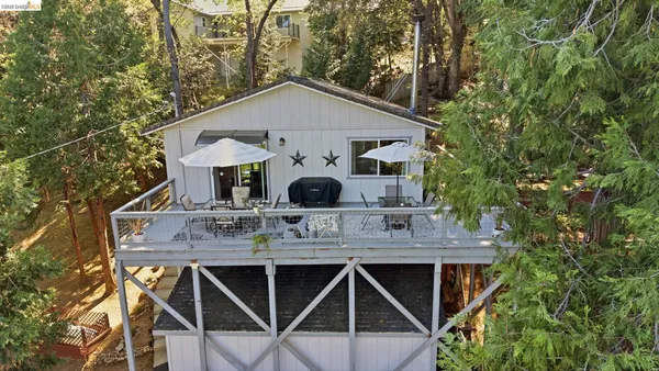 a view of house with a outdoor space