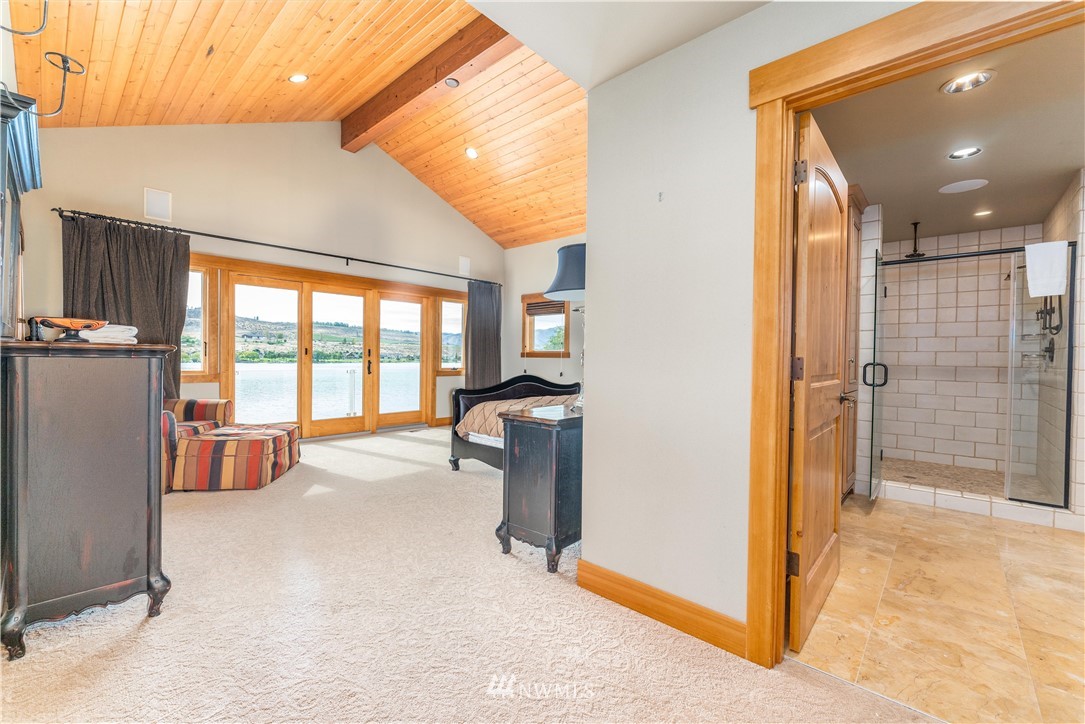 2155 Summer Camp Road Chelan, WA 98816 - Photo 12 of 40 Gallery Image 12