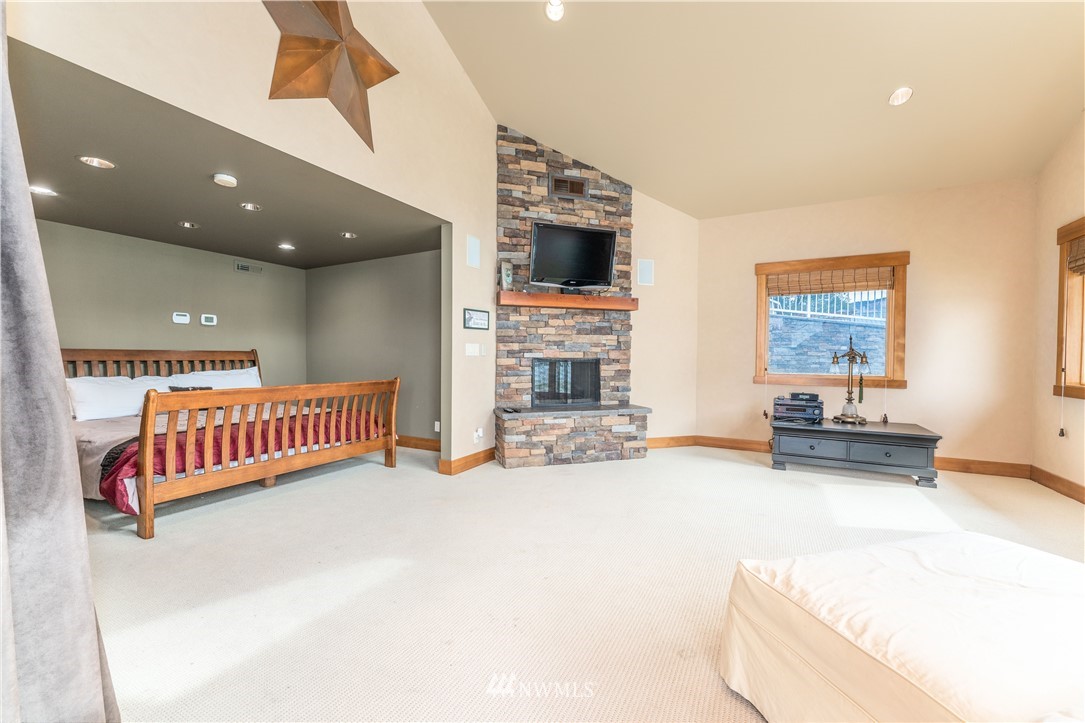 2155 Summer Camp Road Chelan, WA 98816 - Photo 25 of 40 Gallery Image 25