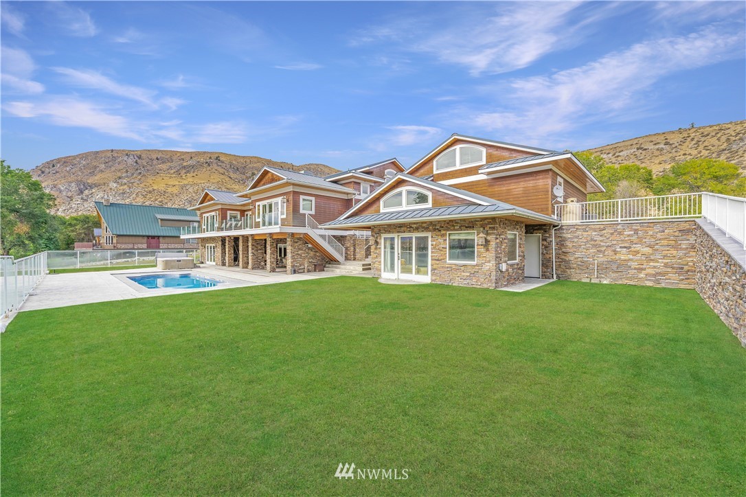2155 Summer Camp Road Chelan, WA 98816 - Photo 34 of 40 Gallery Image 34
