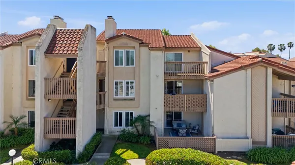 $478,888 | 4852 Cabana Drive, Unit 104, Huntington Beach, CA 92649