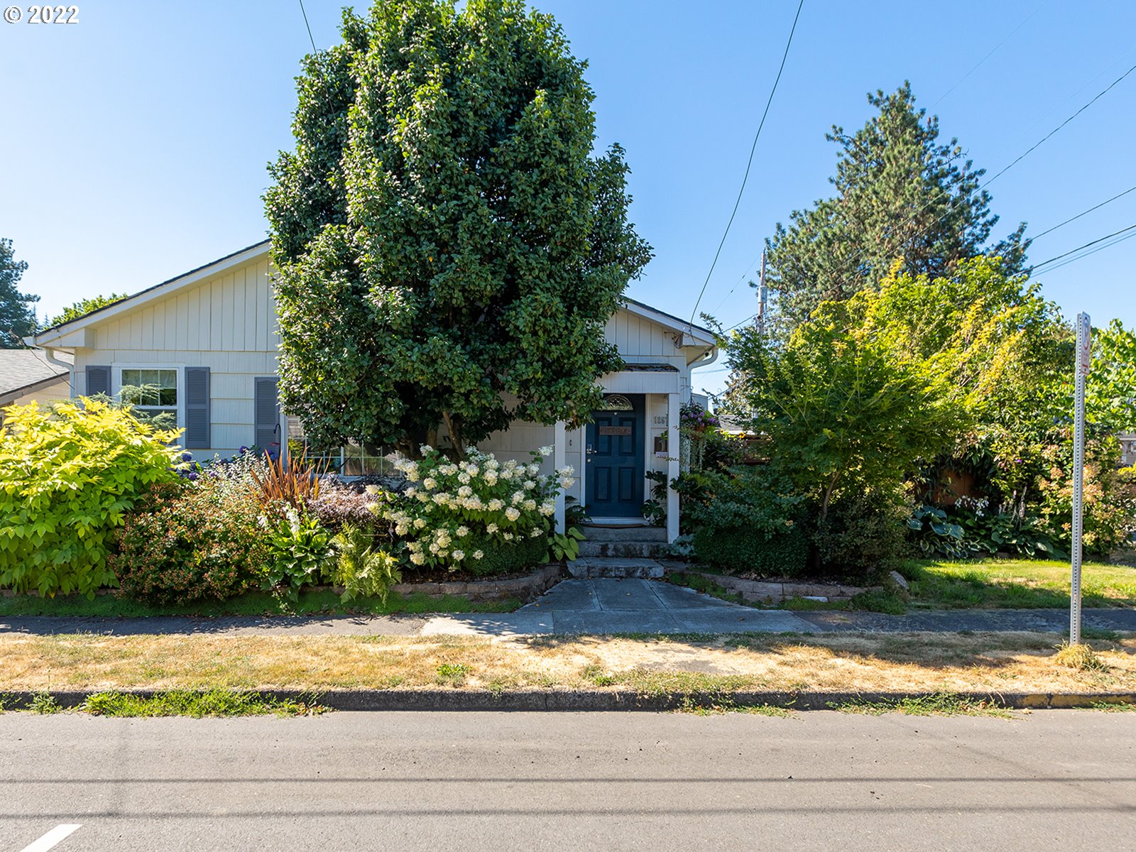 12670 Southwest 3rd Street Beaverton, OR 97005 - Photo 2 of 30 Gallery Image 2