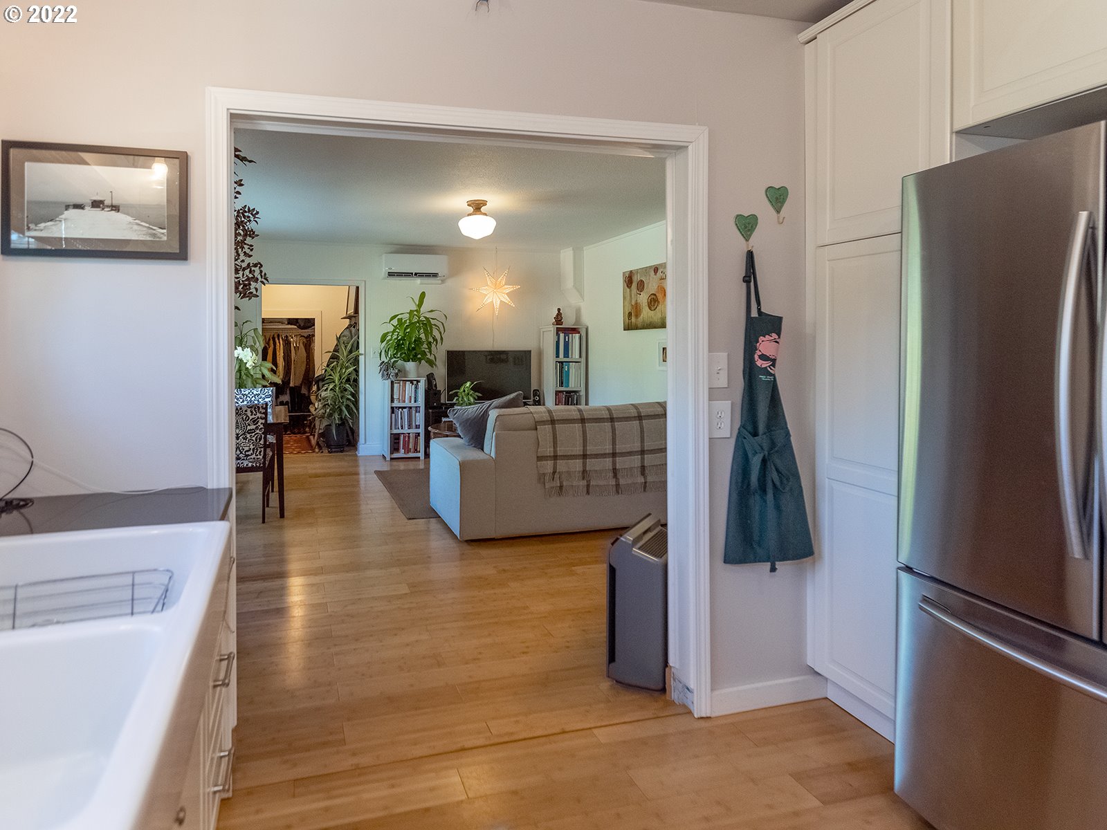 12670 Southwest 3rd Street Beaverton, OR 97005 - Photo 5 of 30 Kitchen