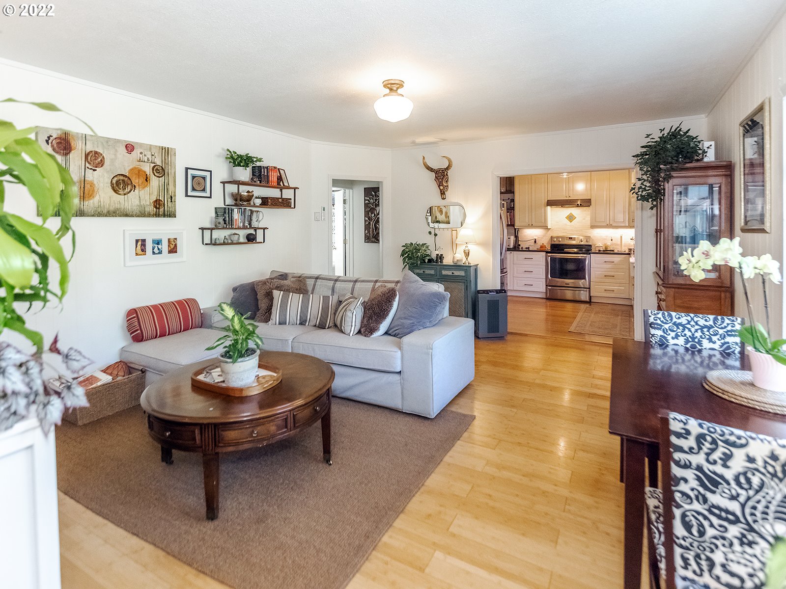 12670 Southwest 3rd Street Beaverton, OR 97005 - Photo 6 of 30 Living Room