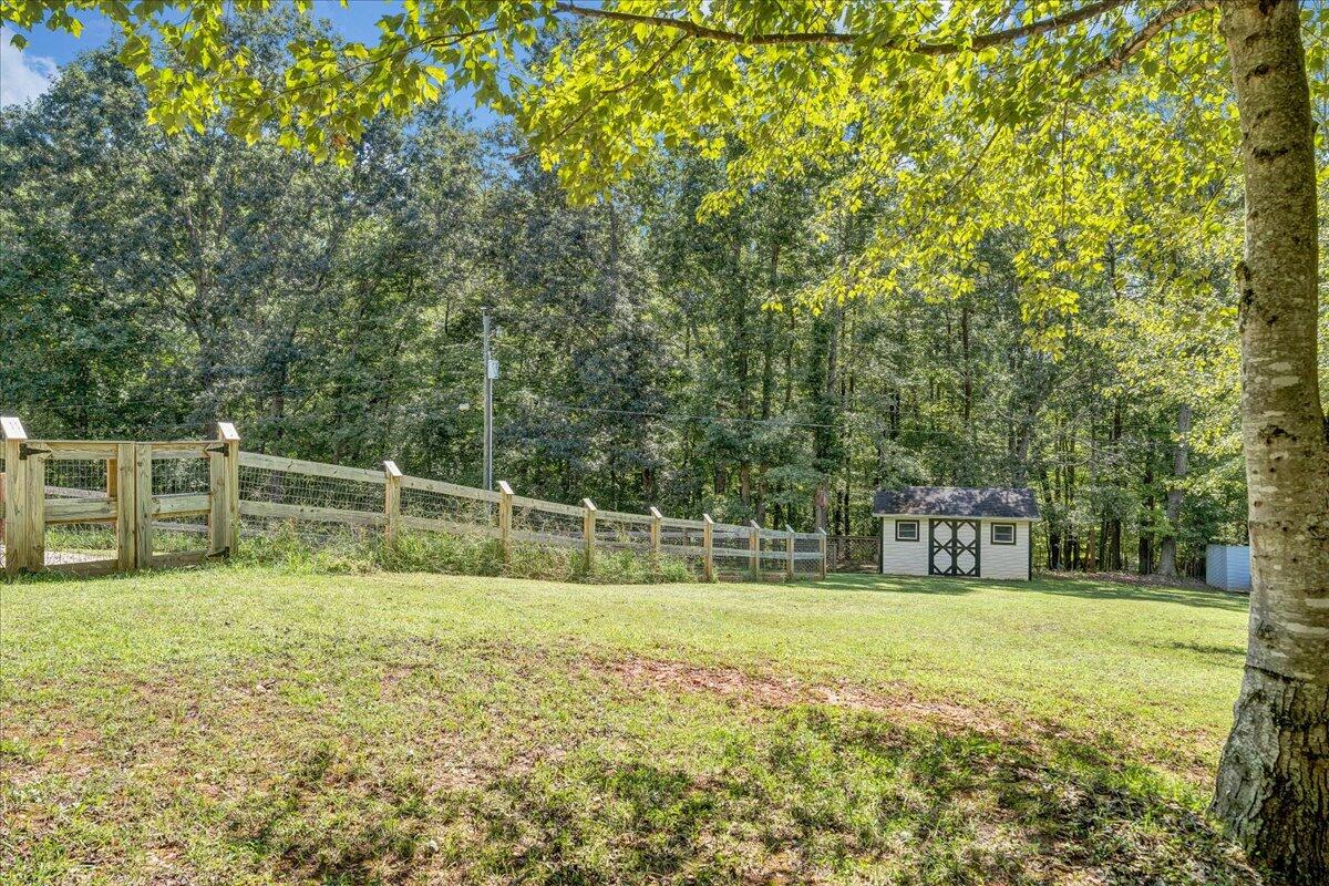 1957 Morris Road Goodview, VA 24095 - Photo 30 of 34 31-MIB01359