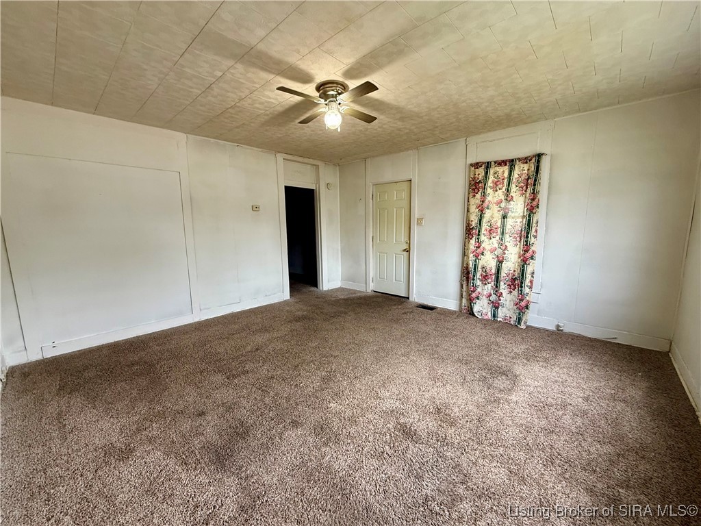 701 North High Street Salem, IN 47167 - Photo 4 of 31