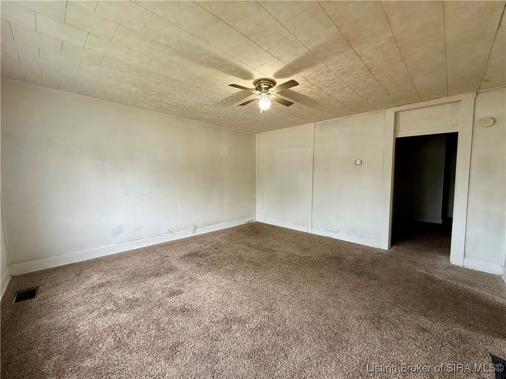 701 North High Street Salem, IN 47167 - Photo 5 of 31