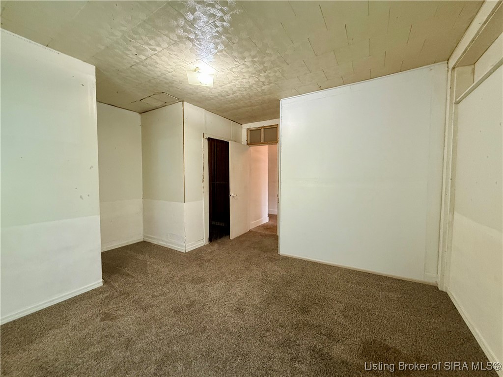 701 North High Street Salem, IN 47167 - Photo 10 of 31