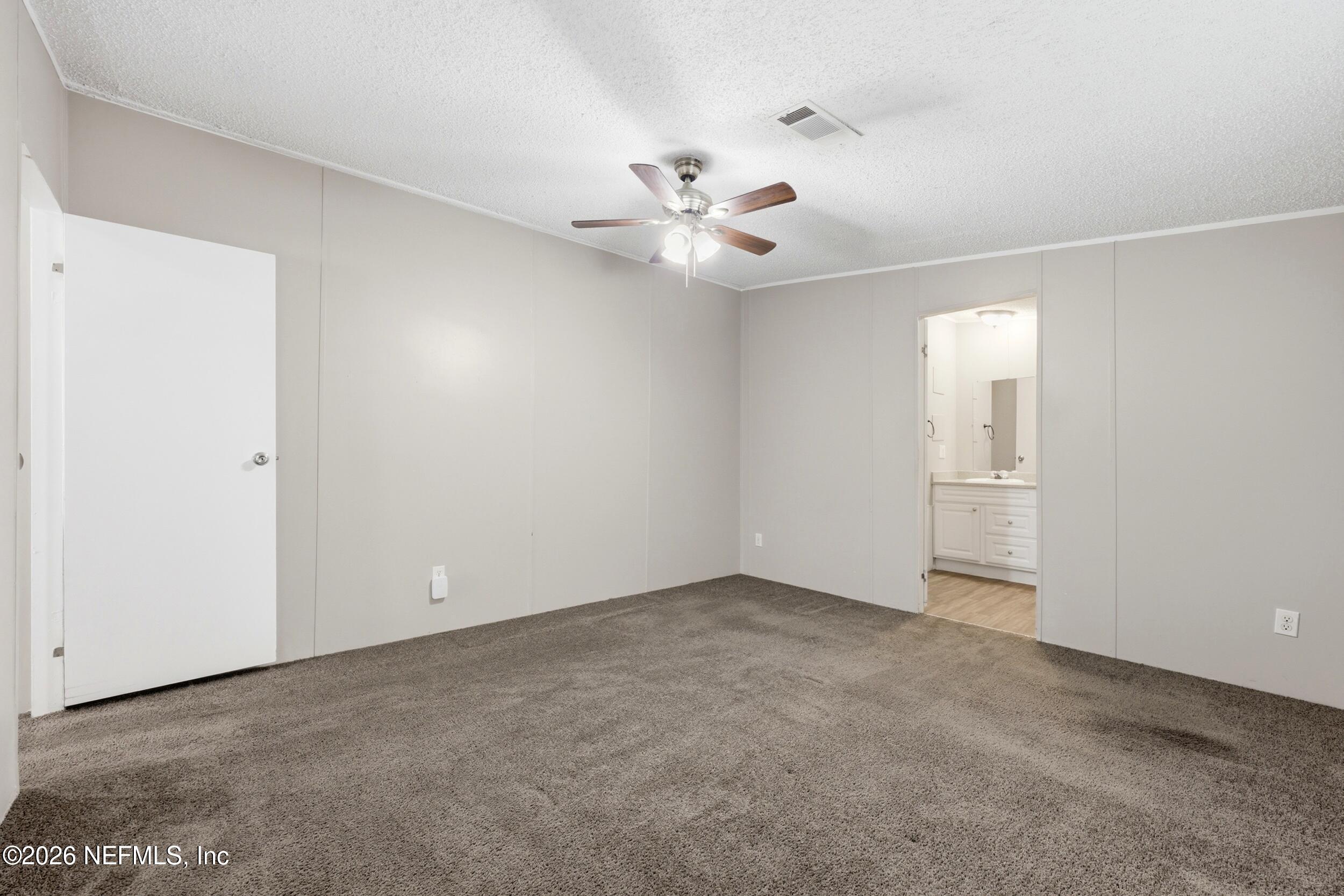 2081 Chaffee Road South, Unit 179 Jacksonville, FL 32221 - Photo 20 of 34 Primary Bedroom
