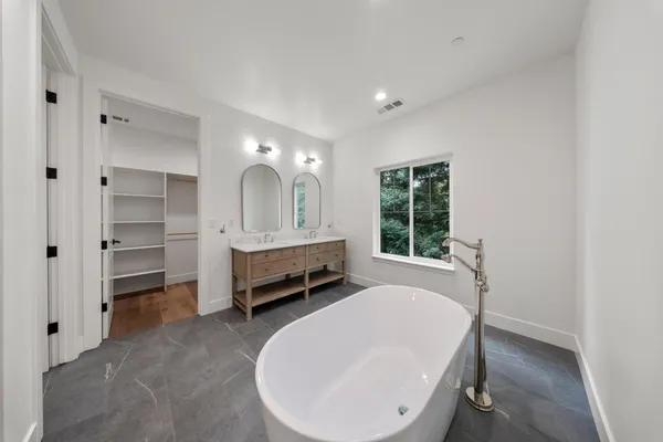 $1,300,000 | 2800 Penhurst Park, Modesto, CA 95355