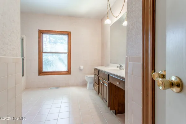 $315,000 | 163 Middleton Drive, Hertford, NC 27944