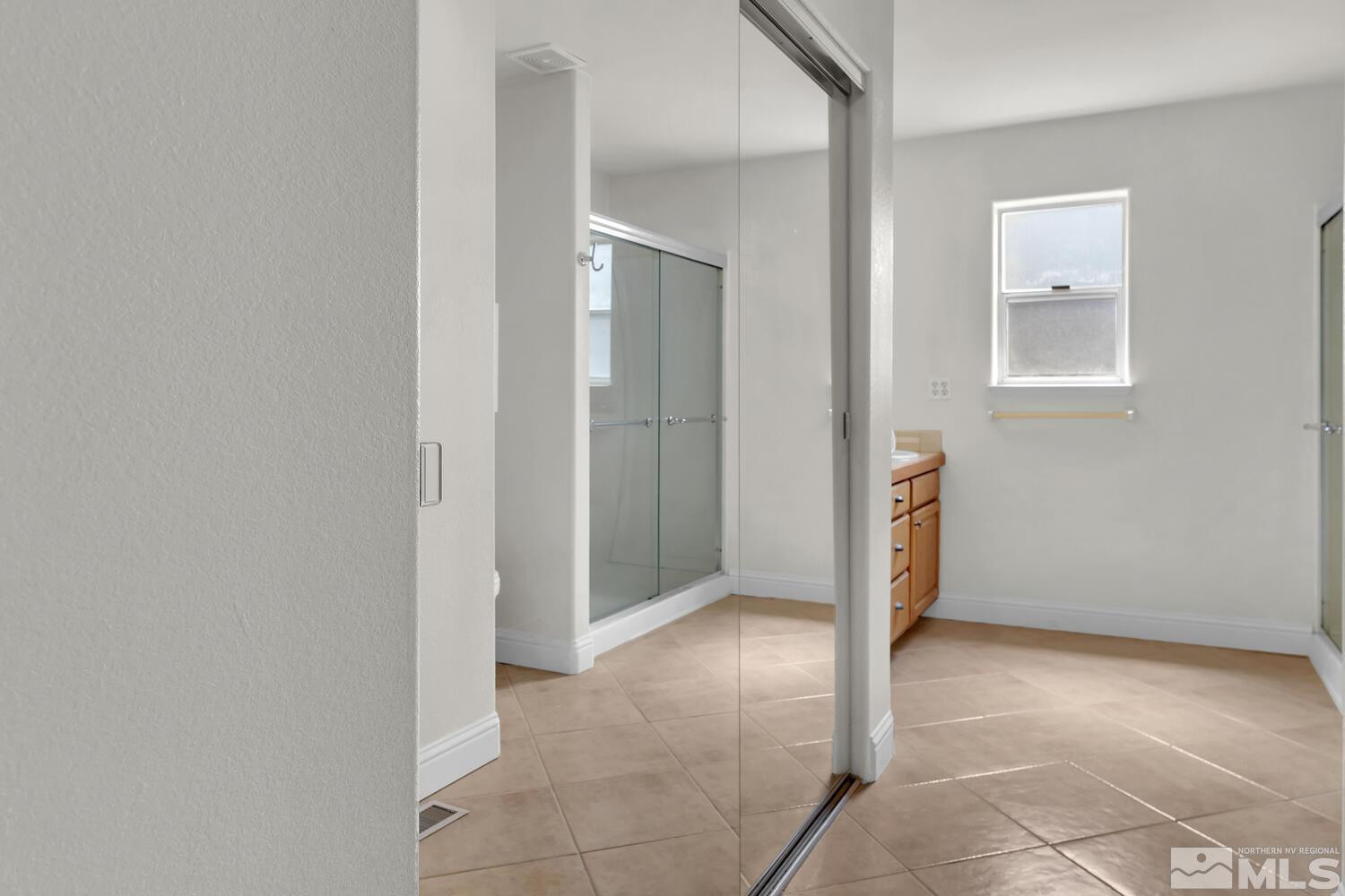 1031 University Ridge Drive Reno, NV 89512 - Photo 18 of 38