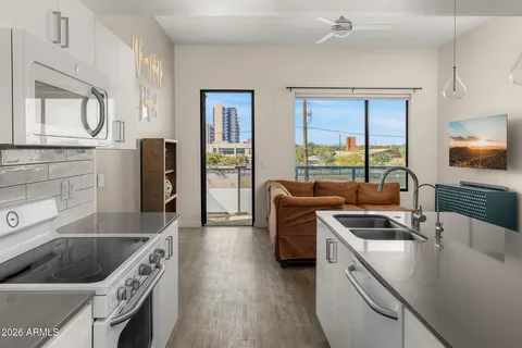 $349,000 | 1130 North 2nd Street, Unit 214, Phoenix, AZ 85004