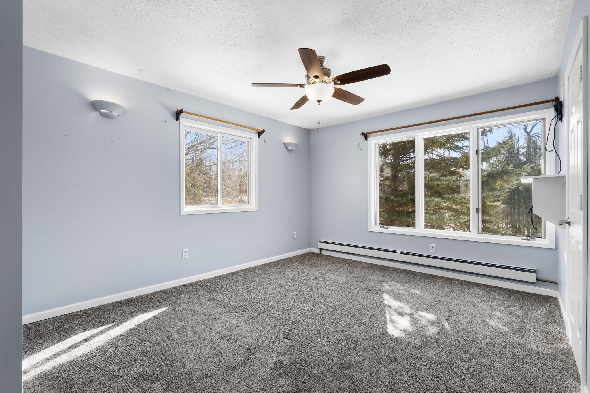 5500 Oley Lake Road Gaylord, MI 49735 - Photo 20 of 44 Master bedroom