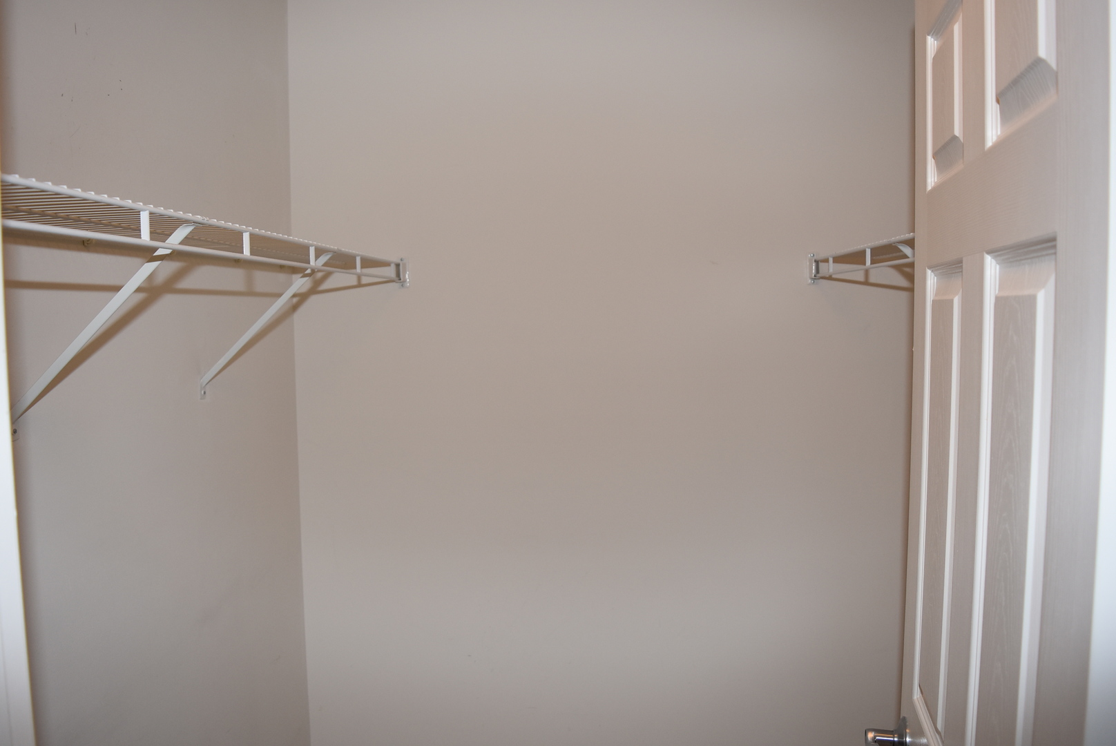 1848 Keystone Place Schaumburg, IL 60193 - Photo 13 of 19