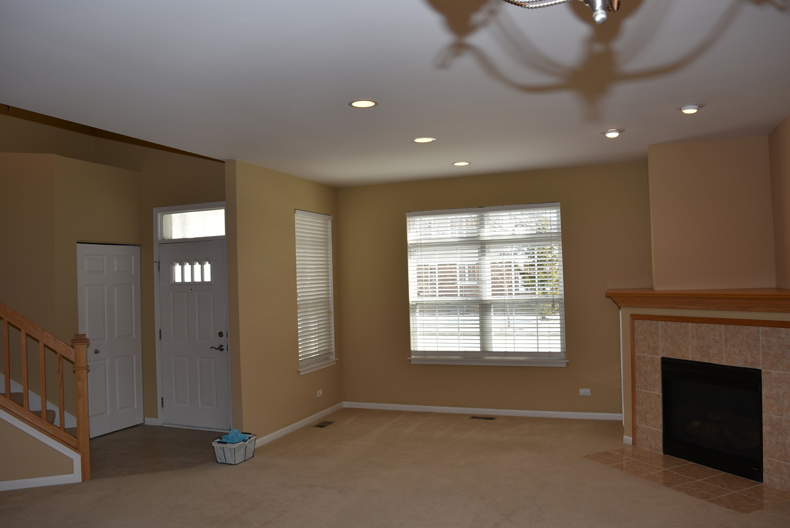 1848 Keystone Place Schaumburg, IL 60193 - Photo 4 of 19