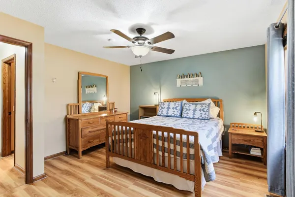 $385,000 | 5212 144th Street West, Apple Valley, MN 55124