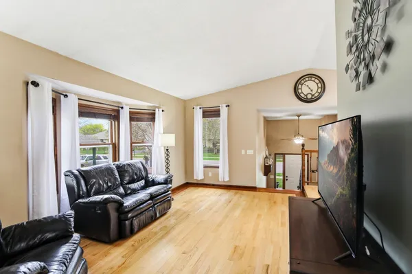 $385,000 | 5212 144th Street West, Apple Valley, MN 55124