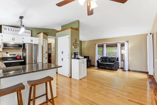 $385,000 | 5212 144th Street West, Apple Valley, MN 55124