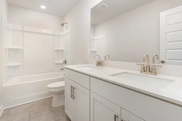 $2,895 | 546 Sugarberry Court, Clarksville, TN 37043