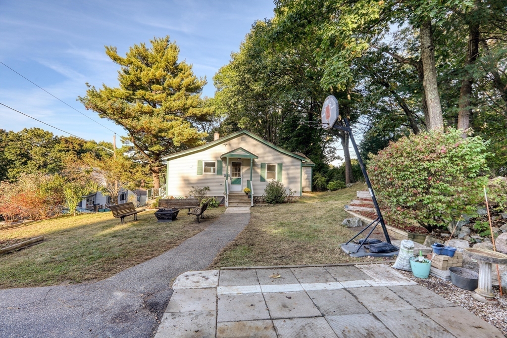 26 Shirley Road Lynn, MA 01904 - Photo 20 of 21 Gallery Image 20