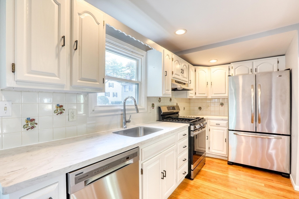 26 Shirley Road Lynn, MA 01904 - Photo 3 of 21 Gallery Image 3
