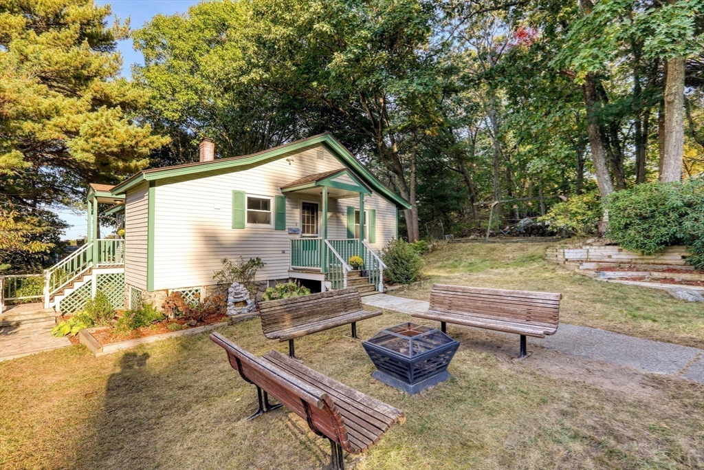 26 Shirley Road Lynn, MA 01904 - Photo 5 of 21 Gallery Image 5