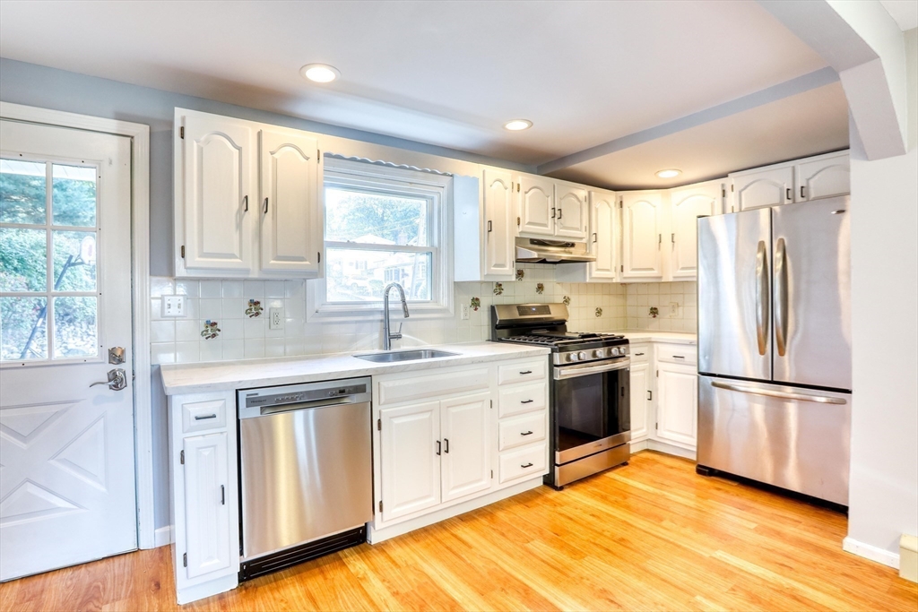 26 Shirley Road Lynn, MA 01904 - Photo 7 of 21 Gallery Image 7