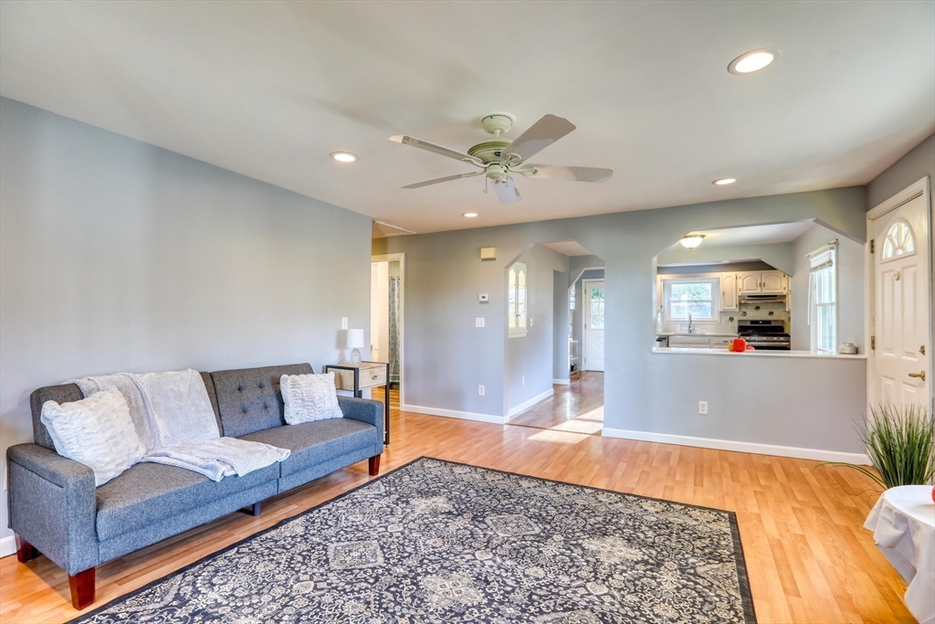 26 Shirley Road Lynn, MA 01904 - Photo 10 of 21 Gallery Image 10