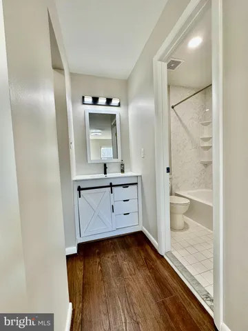 $495,000 | 5611 Roundtree Drive, Woodbridge, VA 22193